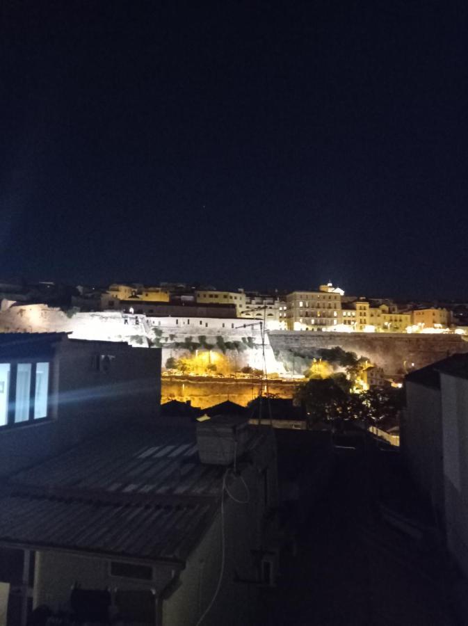 Central Moon Cagliari Vista Mare Exteriör bild